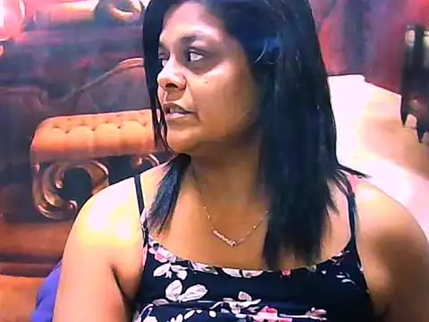 Snapshot of indianCherryPie chatting on May 12, 5:59 am indianCherryPie online show from May 12, 5:59 am