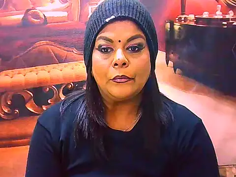 Snapshot of indianCherryPie chatting on June 4, 5:13 am indianCherryPie online show from June 4, 5:13 am