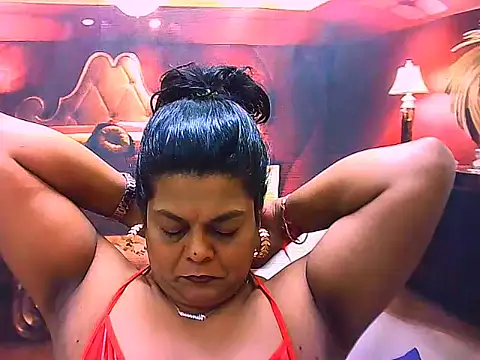 Snapshot of indianCherryPie chatting on June 17, 6:09 pm indianCherryPie online show from June 17, 6:09 pm