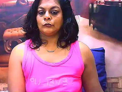 Snapshot of indianCherryPie chatting on June 18, 9:14 am indianCherryPie online show from June 18, 9:14 am