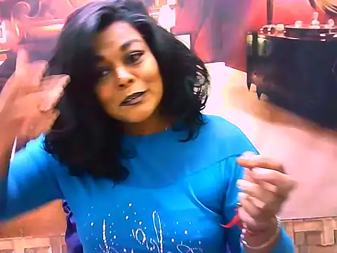 Snapshot of indianCherryPie chatting on July 6, 5:37 am indianCherryPie online show from July 6, 5:37 am