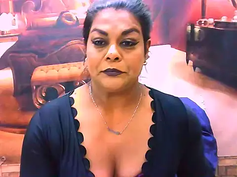 Snapshot of indianCherryPie chatting on July 6, 6:10 pm indianCherryPie online show from July 6, 6:10 pm