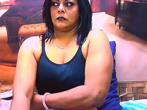 Snapshot of indianCherryPie chatting on July 15, 6:13 pm indianCherryPie online show from July 15, 6:13 pm