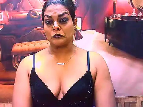 Snapshot of indianCherryPie chatting on July 18, 6:06 am indianCherryPie online show from July 18, 6:06 am