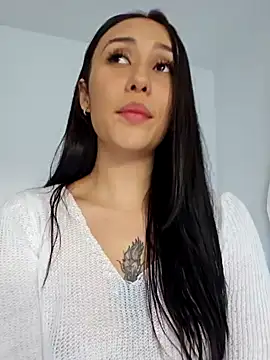 Snapshot of Selena_blake chatting on January 15, 10:02 pm Selena blake online show from January 15, 10:02 pm