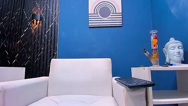 LarryCollin online show from February 5, 6:35 am
