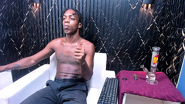 LarryCollin online show from February 12, 6:19 am