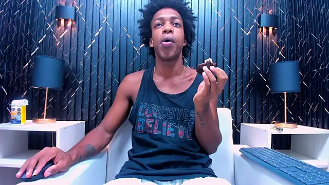 LarryCollin online show from February 15, 1:31 am