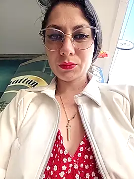 Snapshot of VALERY-03_ chatting on June 11, 1:20 pm VALERY-03 online show from June 11, 1:20 pm