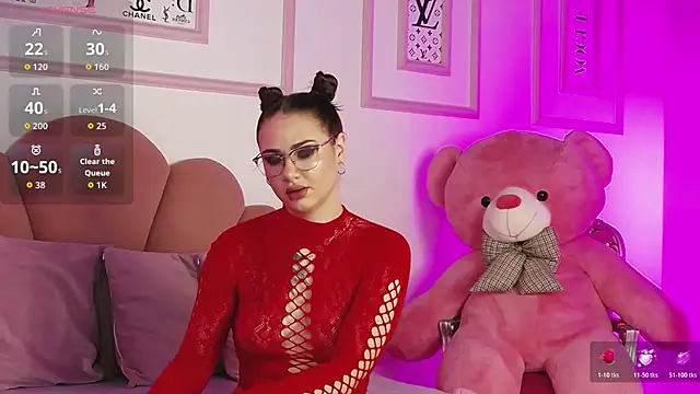 Abby  White online show from February 8, 5:27 pm