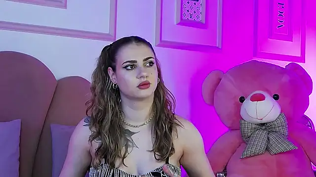 Abby  White online show from May 16, 4:28 pm