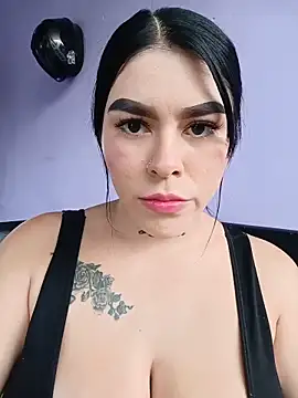 Snapshot of BigTits_Kitty chatting on May 26, 11:39 am BigTits Kitty online show from May 26, 11:39 am