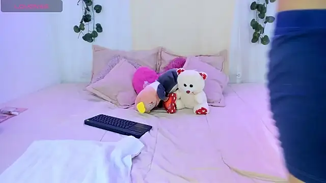 catalina and roger online show from October 10, 3:44 pm