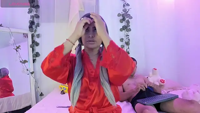 catalina and roger online show from November 15, 2:53 am