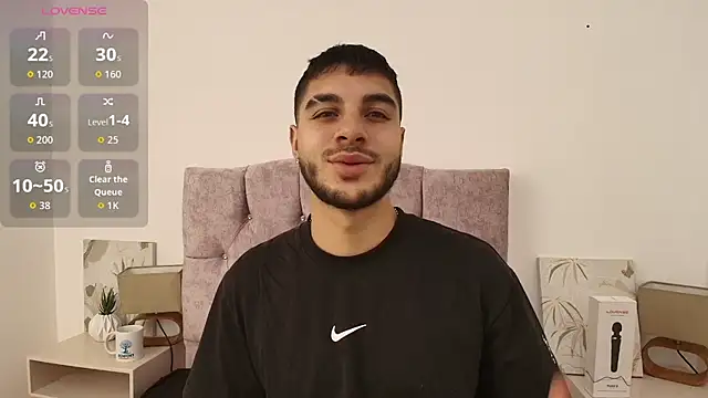 Amadeo Wild online show from October 25, 4:13 pm