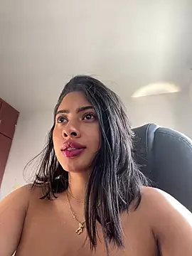 AlessaPears online show from January 8, 2:25 pm