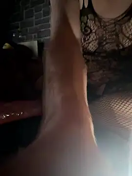 Snapshot of peterwaterfall chatting on October 16, 3:07 am peterwaterfall online show from October 16, 3:07 am