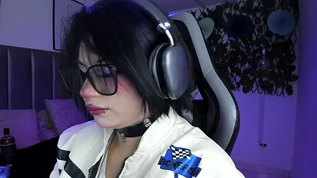 Snapshot of Kitty_Gang chatting on July 11, 1:08 am Kitty Gang online show from July 11, 1:08 am