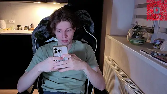 Snapshot of spaisenok chatting on January 9, 9:38 pm spaisenok online show from January 9, 9:38 pm