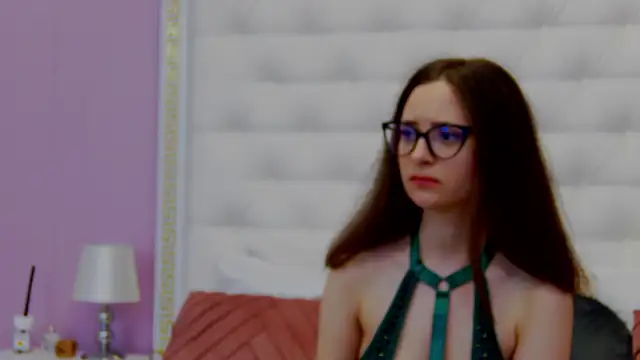 Snapshot of Lenna_Paul chatting on March 17, 2:23 pm Lenna Paul online show from March 17, 2:23 pm