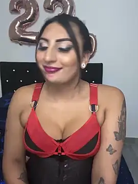 Snapshot of Brianna_Trans00 chatting on December 15, 9:13 am Brianna Trans00 online show from December 15, 9:13 am