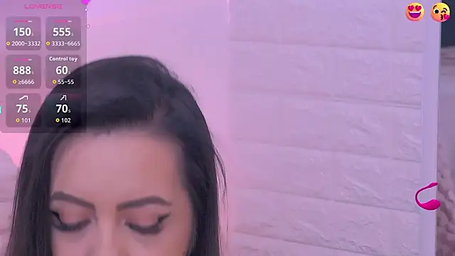 Snapshot of Ariel__Blossom chatting on October 27, 5:55 am Ariel Blossom online show from October 27, 5:55 am