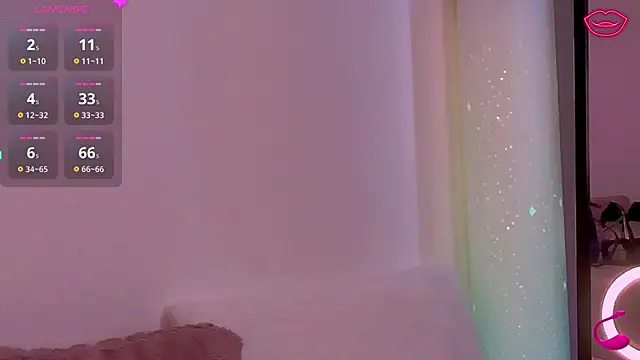 Snapshot of Ariel__Blossom chatting on June 22, 5:59 am Ariel Blossom online show from June 22, 5:59 am