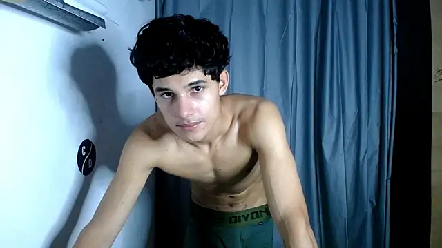 freddy romas online show from February 13, 3:39 am