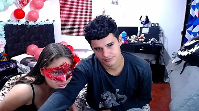 Snapshot of freddy_romas chatting on July 22, 9:12 am freddy romas online show from July 22, 9:12 am