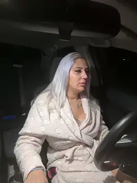 Snapshot of Evafiregirl chatting on January 4, 8:37 pm Evafiregirl online show from January 4, 8:37 pm