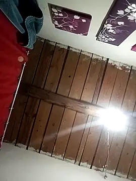 Snapshot of Hot796 chatting on September 24, 8:28 am Hot796 online show from September 24, 8:28 am