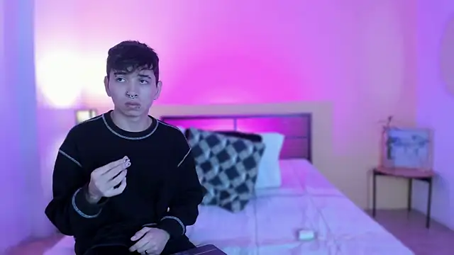 novaybrian online show from December 20, 4:42 am