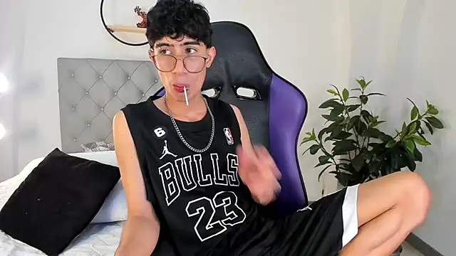 novaybrian online show from January 26, 9:40 am