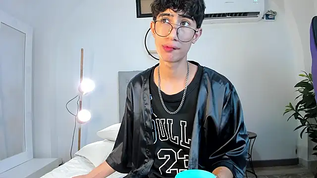 novaybrian online show from January 26, 12:43 pm