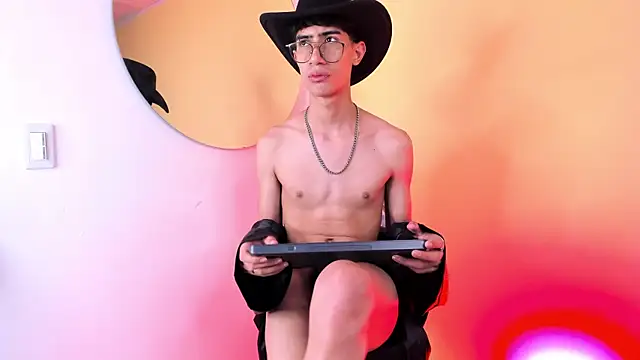 novaybrian online show from January 28, 10:45 am