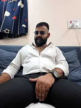 Fun Guuy online show from March 2, 3:09 am