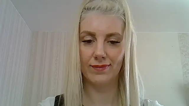 Snapshot of Pabonya91 chatting on March 7, 10:35 am Pabonya91 online show from March 7, 10:35 am
