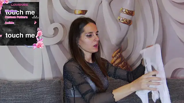 Snapshot of hailey_peach chatting on September 27, 6:13 pm hailey peach online show from September 27, 6:13 pm