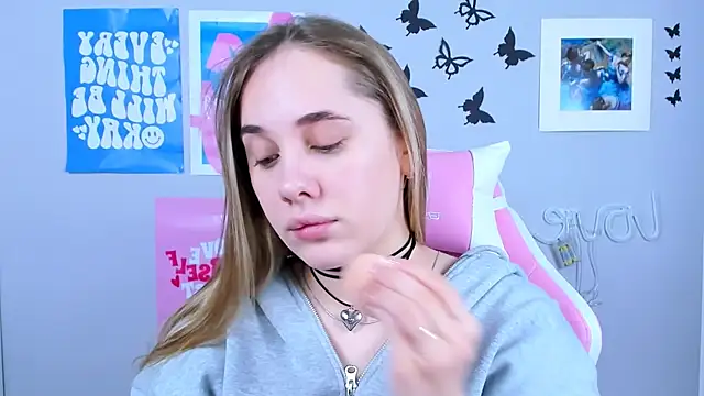 Snapshot of MiaMilas chatting on January 6, 4:36 am MiaMilas online show from January 6, 4:36 am