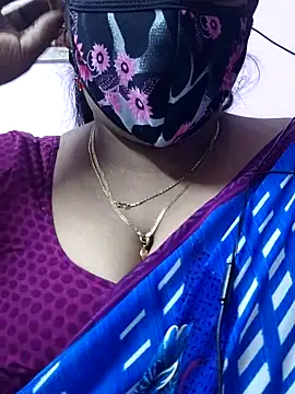 mallu-sumi online show from November 5, 5:46 pm