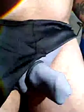 girthbrooks1269 online show from August 7, 6:59 am