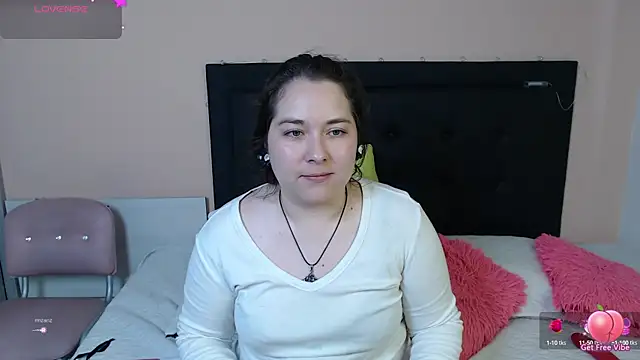 May Carlier online show from February 19, 8:41 pm