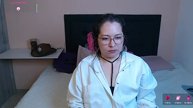 May Carlier online show from October 21, 3:07 am