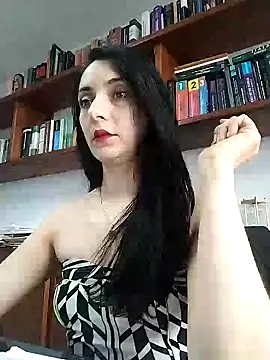 Snapshot of amellie_ros chatting on December 20, 8:34 pm amellie ros online show from December 20, 8:34 pm