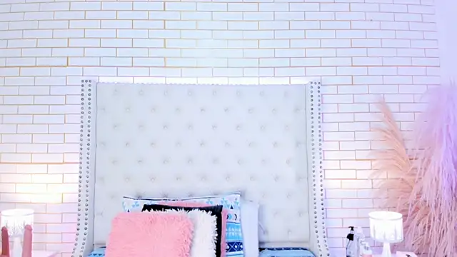 Krystal cambell1 online show from February 10, 7:51 pm