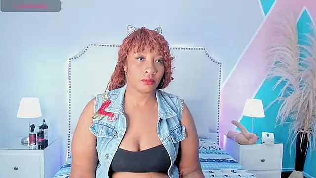 Krystal cambell1 online show from May 3, 11:49 am