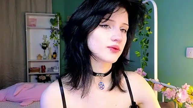 dark vamp  online show from November 6, 4:08 pm