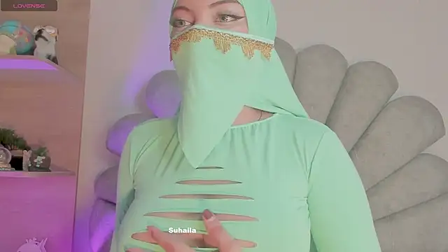 Snapshot of Amaltea chatting on February 1, 5:05 pm Amaltea online show from February 1, 5:05 pm