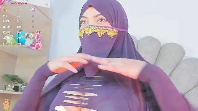 Snapshot of Amaltea chatting on December 14, 6:12 pm Amaltea online show from December 14, 6:12 pm