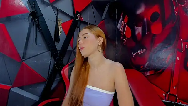 Hana and Zeta online show from December 2, 12:10 pm